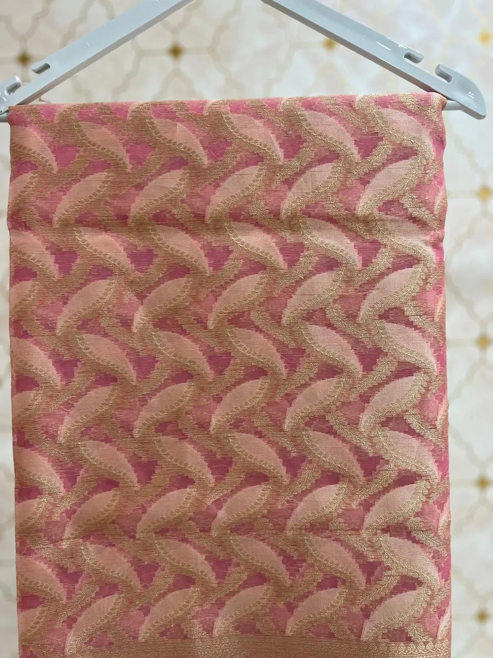 Banarasi Kota Saree with Leaf Motif and Zari Border