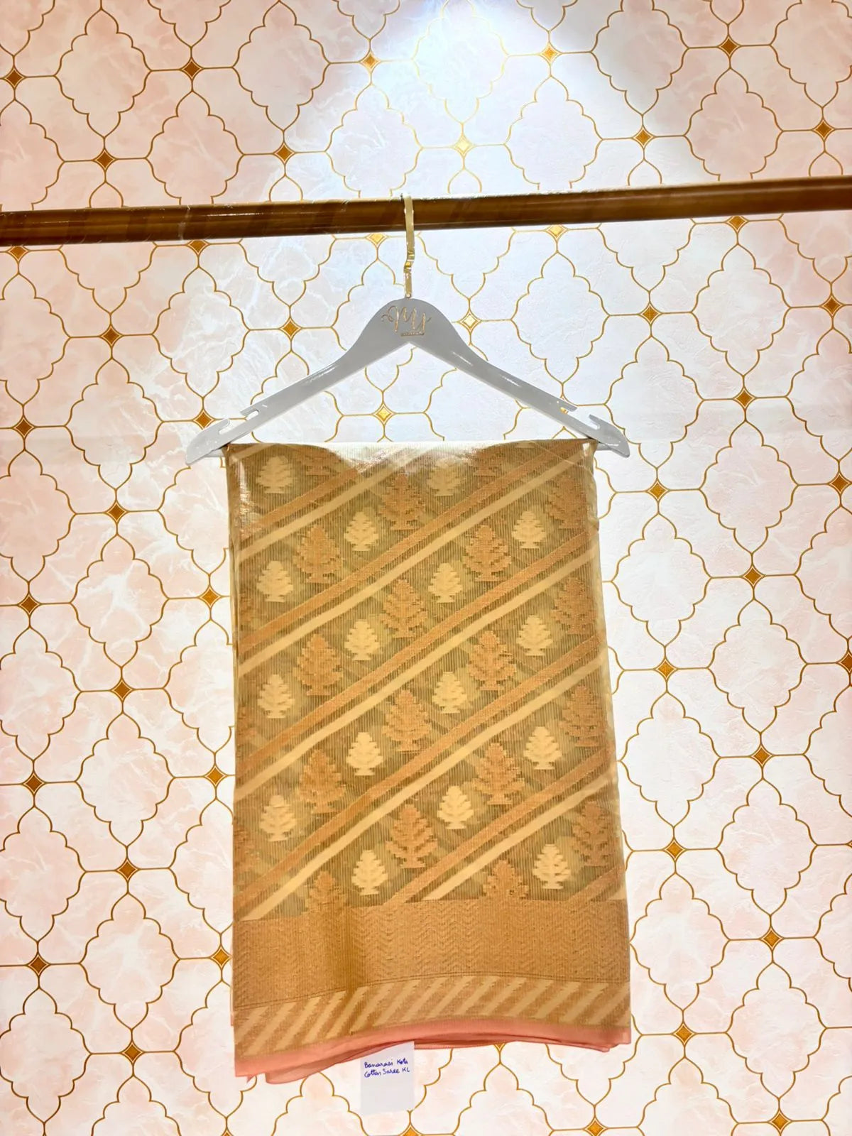 Banarasi Kota Cotton Saree with Leaf Design