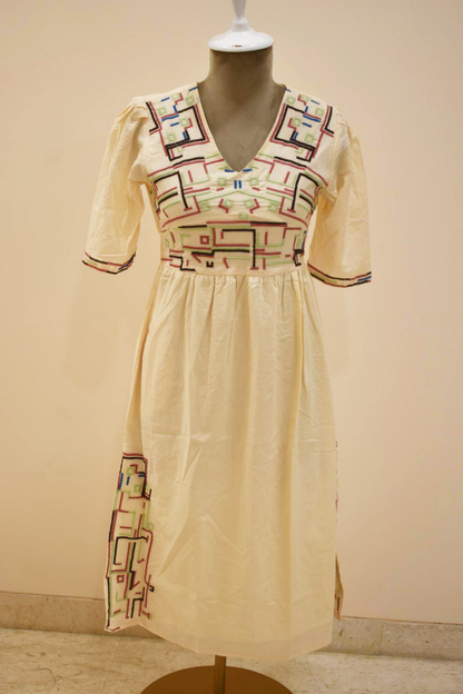 Off White Floral Pattern Embroidery Cotton Dress