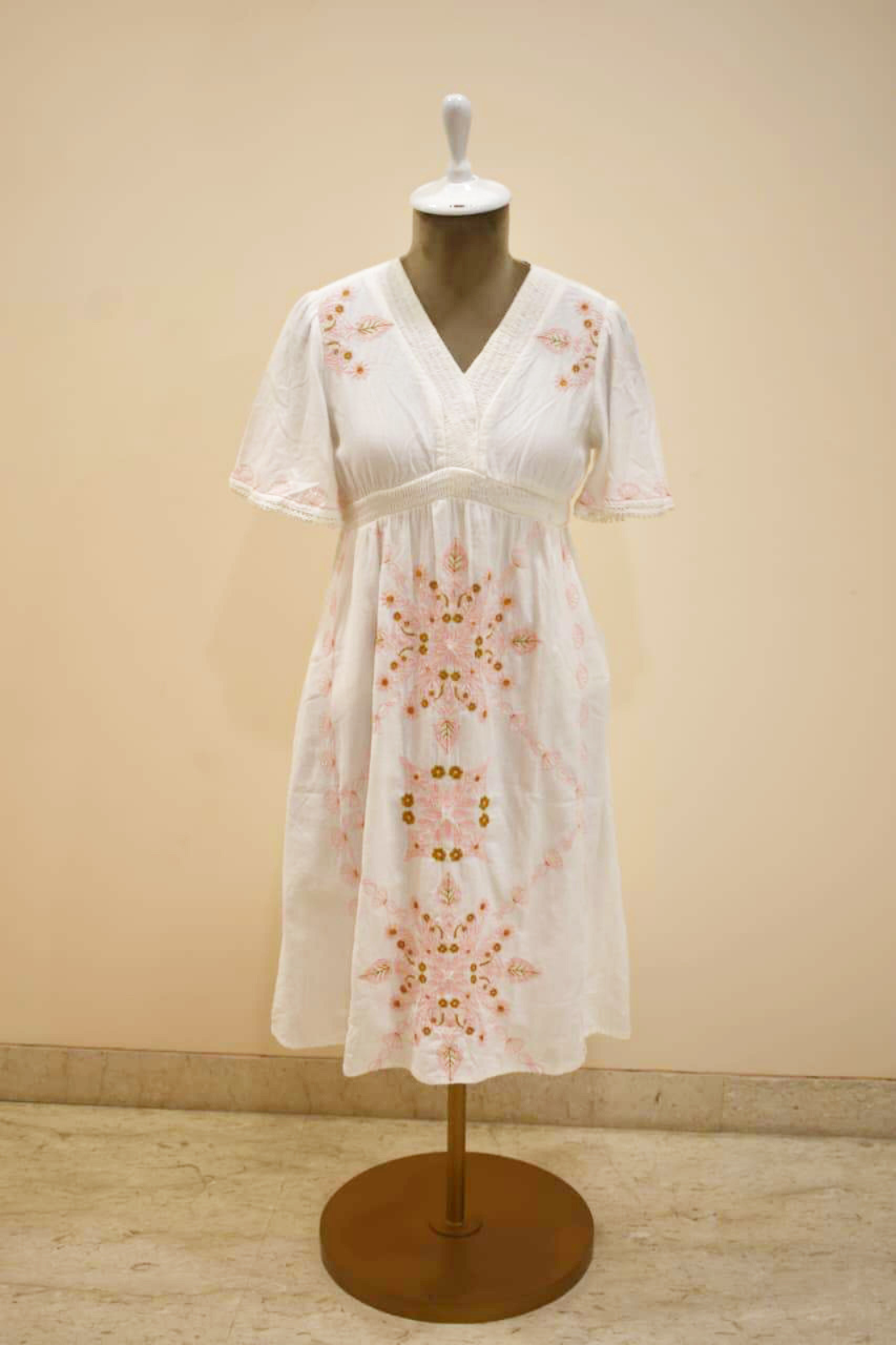 White Linen Floral Pattern Embroidery Dress